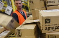 Milano, continua la protesta dei corrieri di Amazon: nuovi scioperi