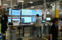 Amazon, dipendenti in rivolta: «Condizioni di lavoro alienanti» in 200 hanno bussato alla Cgil